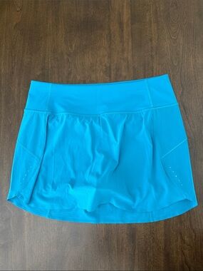 NWOT Athleta Run With It 14” Skort M